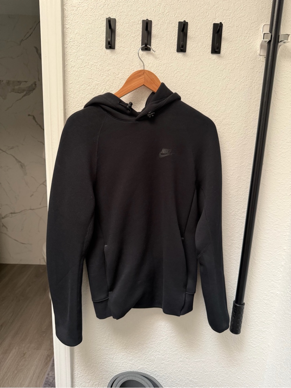 EUC XS Men's Nike Sportswear Pullover Hoodie Tech Fleece Extra-Small Sweatshirt